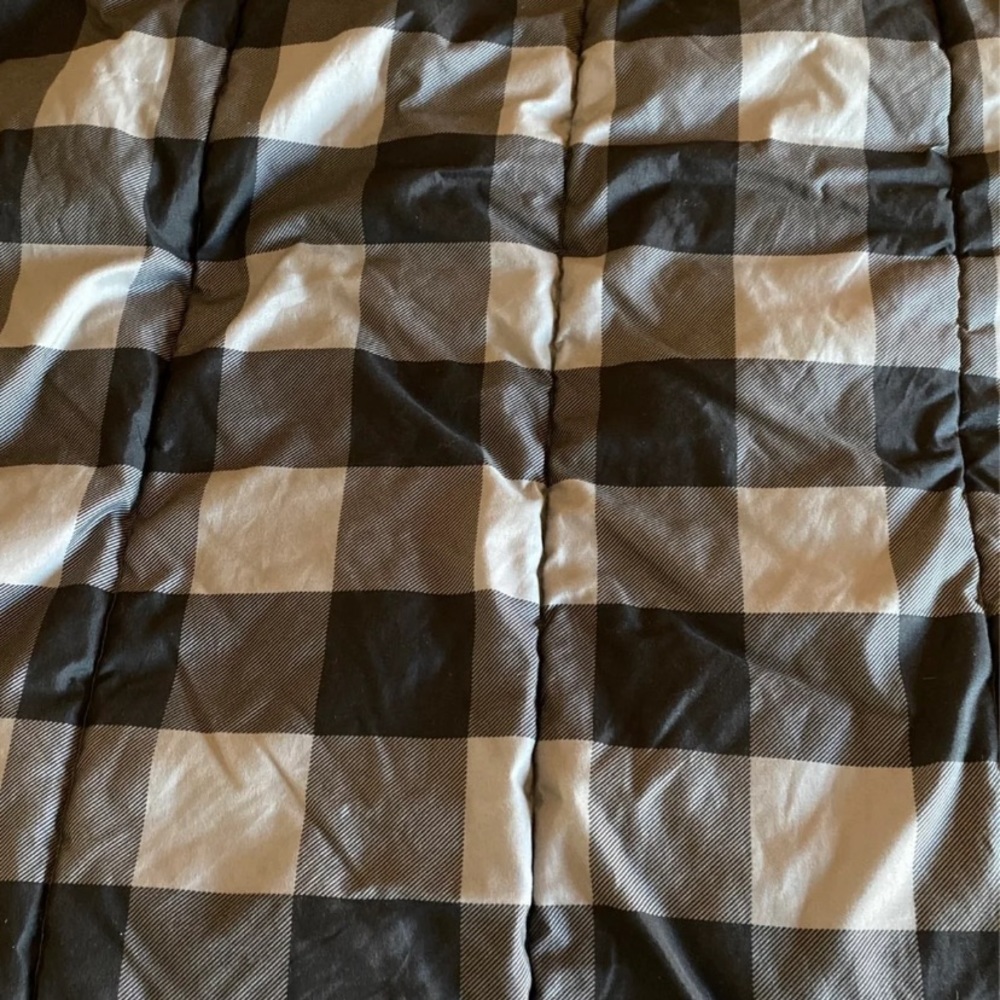 Twin XL reversible comforter